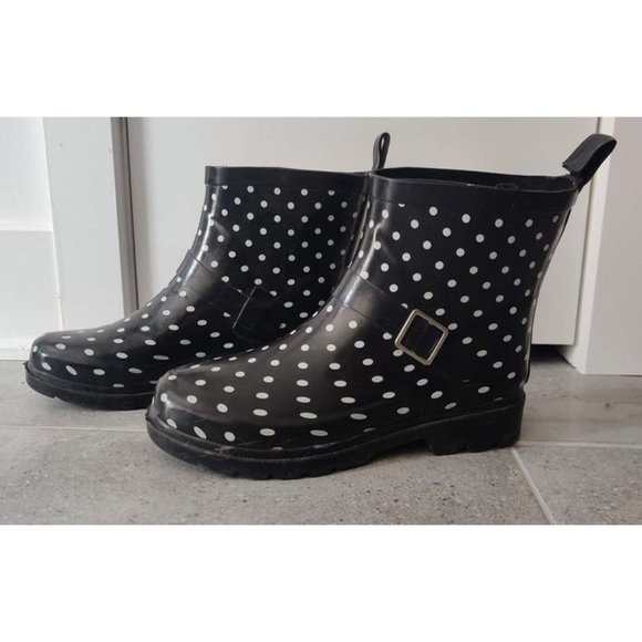 *SOLD* Rain boots - Picture 1 of 3